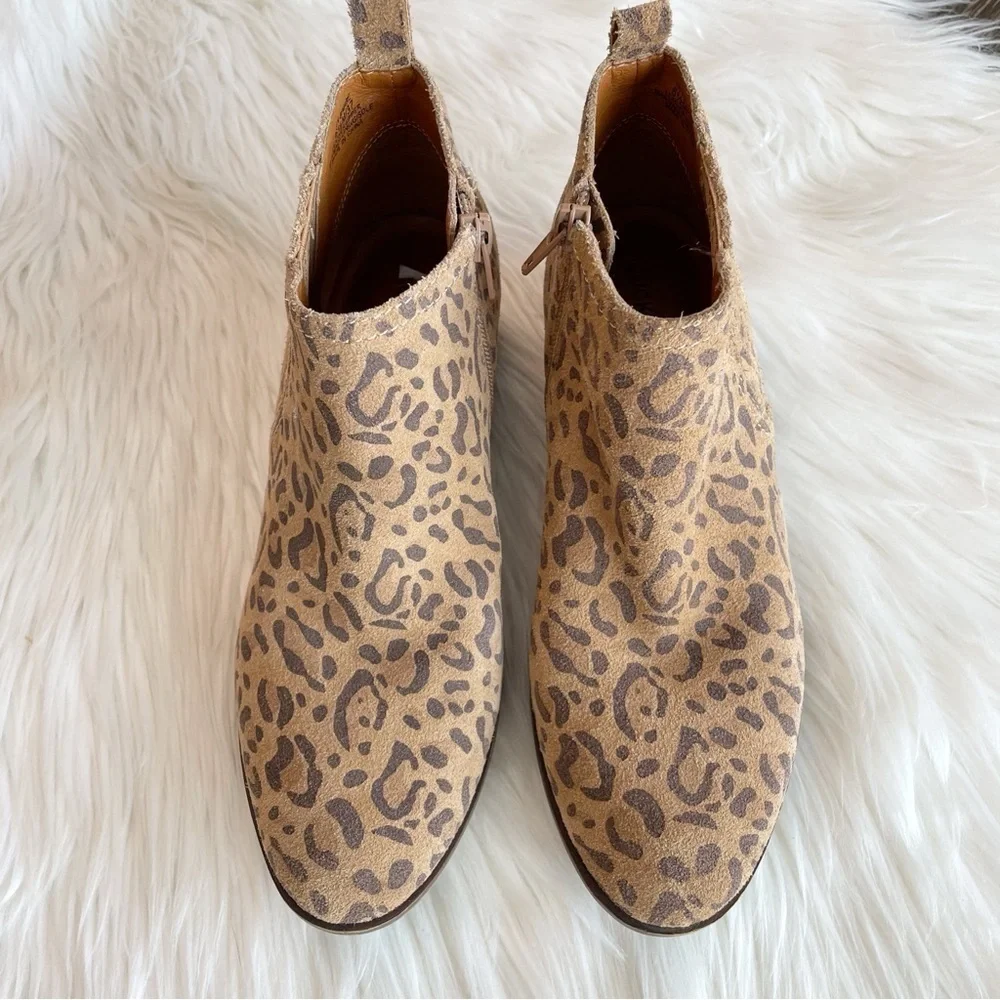 Lucky Brand Bimare Leather Ankle Bootie Javan Natural Leopard Printed Cow Suede